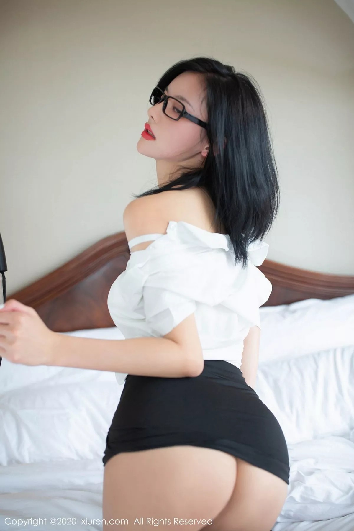 [XiuRen秀人网]第2658期就是阿朱啊写真(7)
