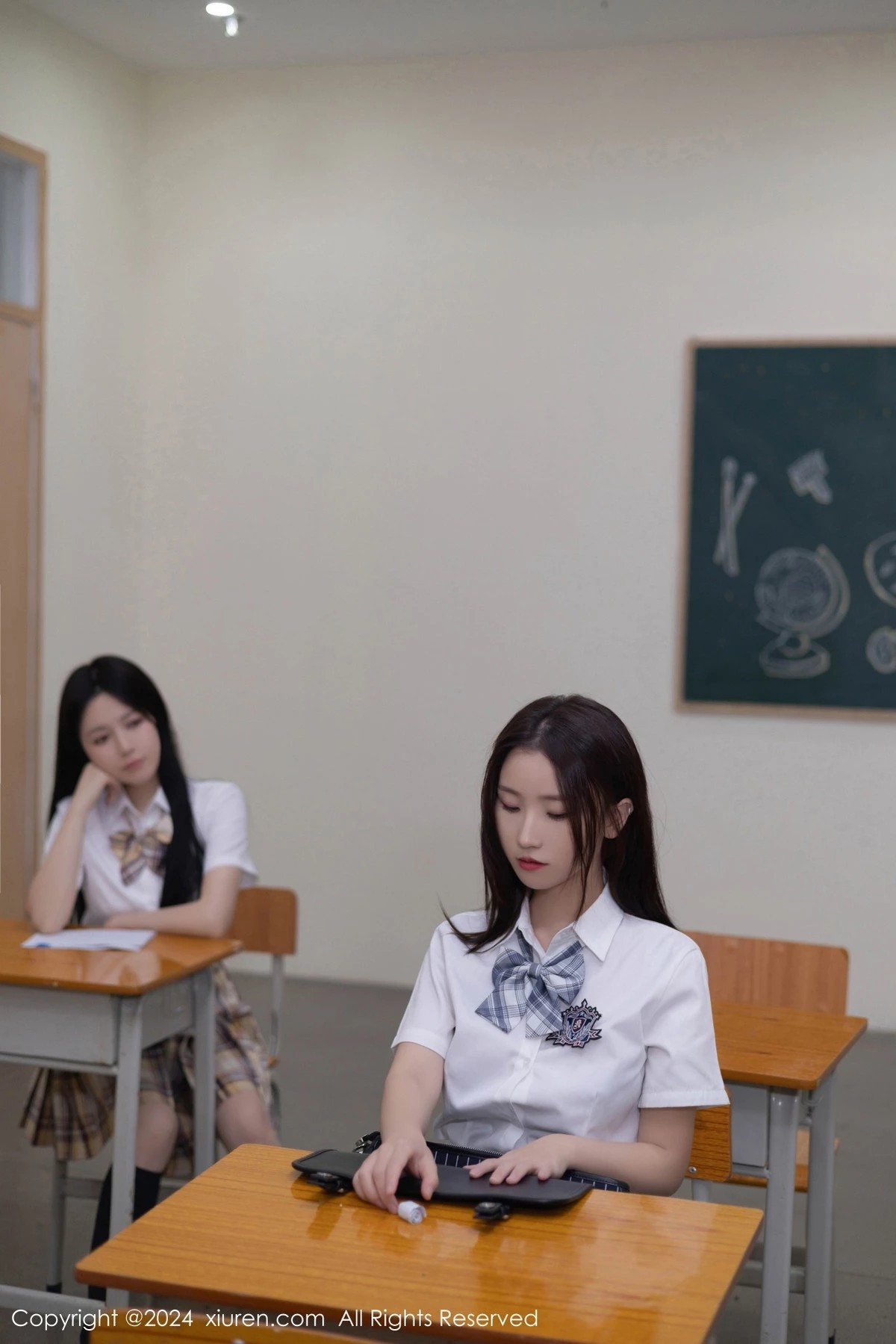 [XiuRen秀人网]第8654期杏子写真(15)