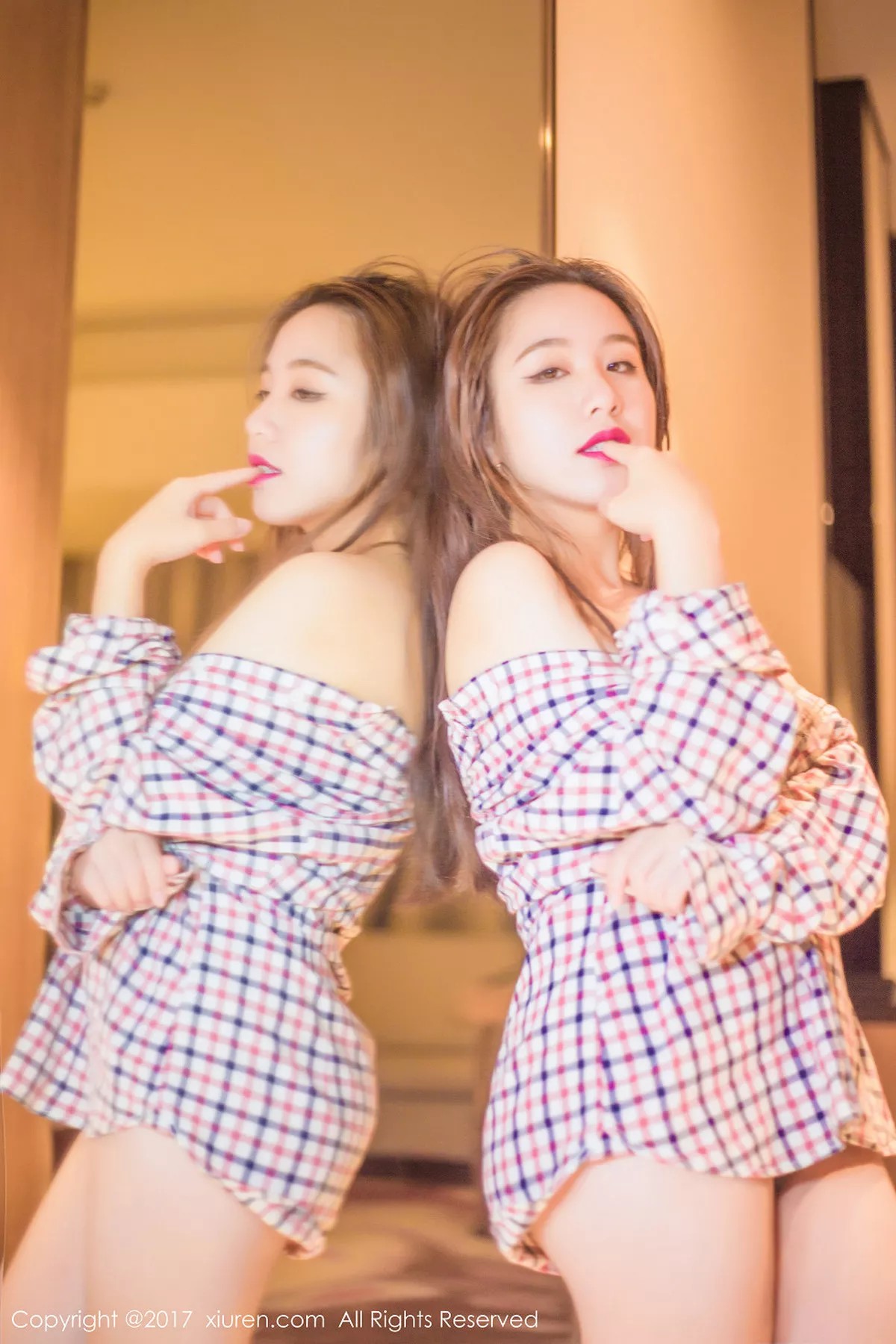 [XiuRen秀人网]第823期吃白菜的vi菜菜写真(4)