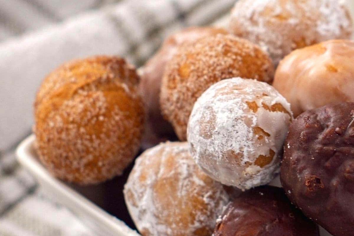 Super Easy Bisquick Donuts.