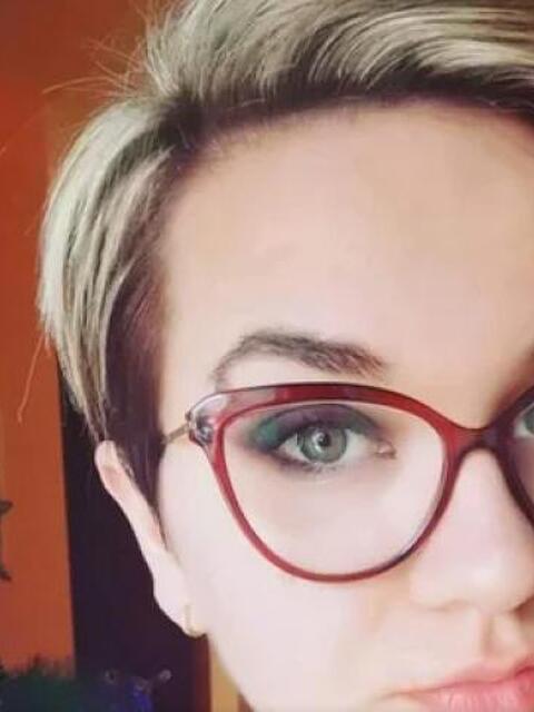 Ancona - Candidati In Cerca Di Lavoro - Xtutti.com - Ragazza Tutto Fare - Ancona Casa, Auto, Moto, Personale, Oferta Lavoro 480_x_640_jpg