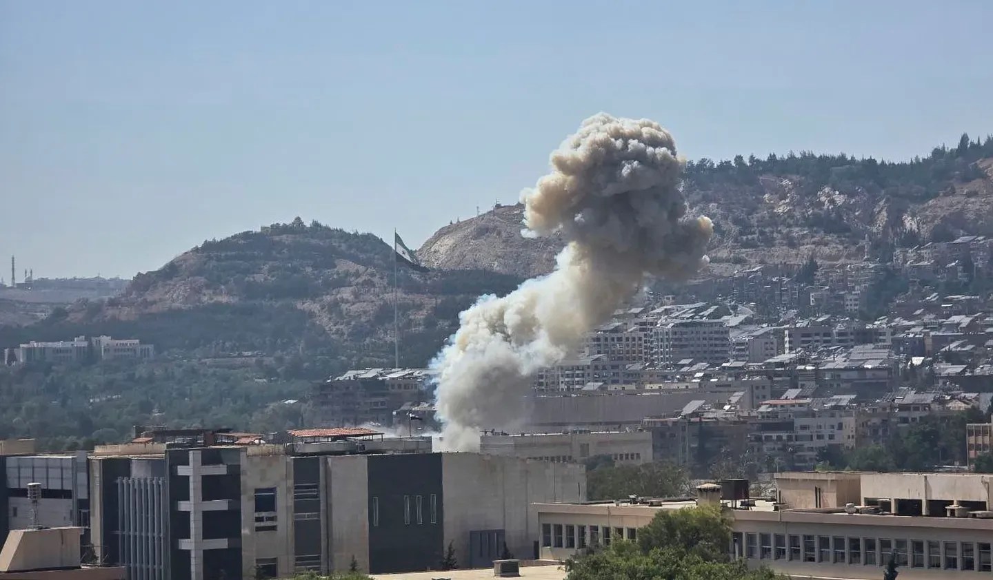 إنزال جوي اسرائيلي في سوريا بعد غارات جوية على موقع عسكري