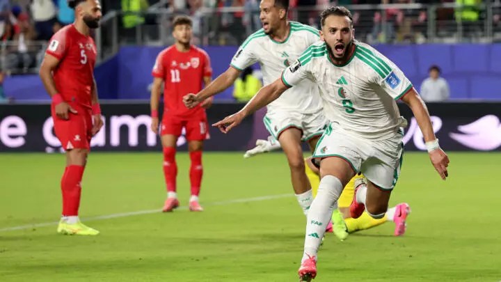 كأس العالم.. الجزائر تفوز بصعوبة على الأردن