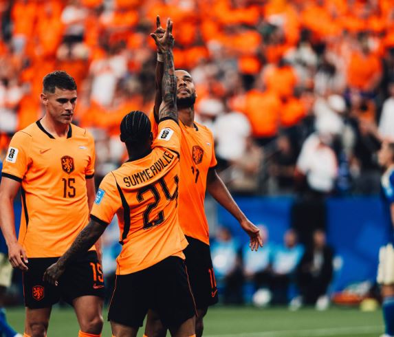 كأس العالم.. هولندا تهز الشباك السويدية خمس مرات