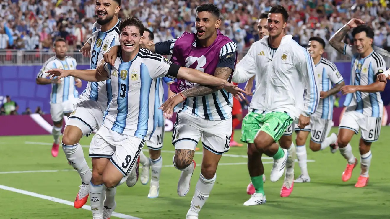 كأس العالم.. الأرجنتين تقصي سويسرا وتتأهل إلى الدور نصف النهائي