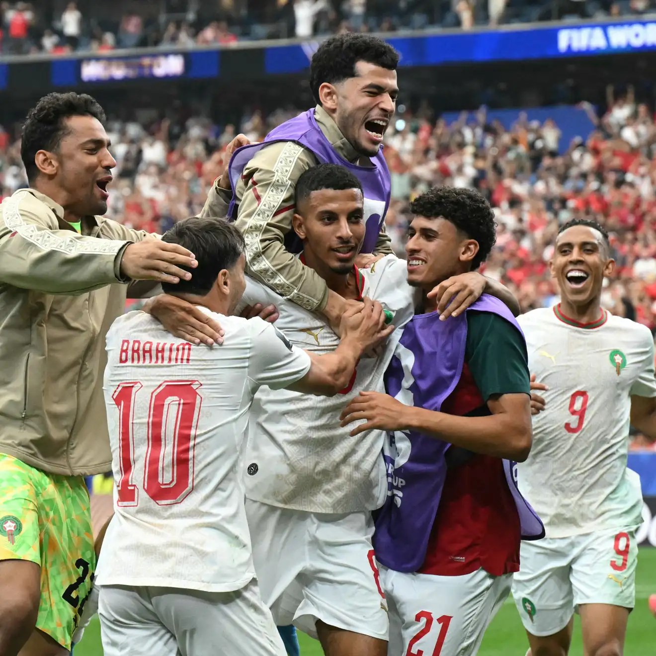 كأس العالم.. المغرب يحجز أولى بطاقات التأهل إلى دور الـ&rdquo;8&Prime;