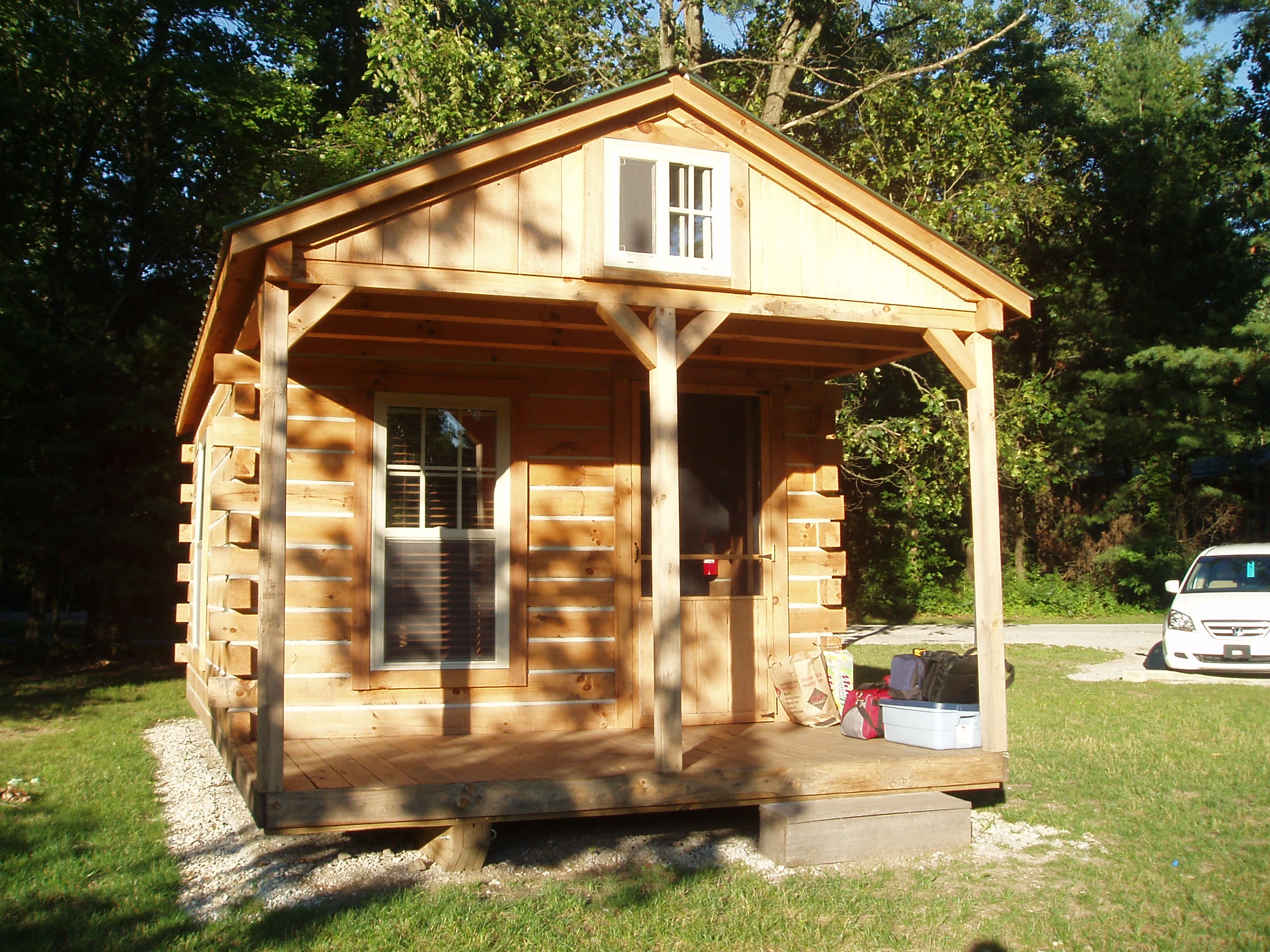 In addition to the cabin, the venue is available for rental private events seasonally, may through september. Tippecanoe River State Park