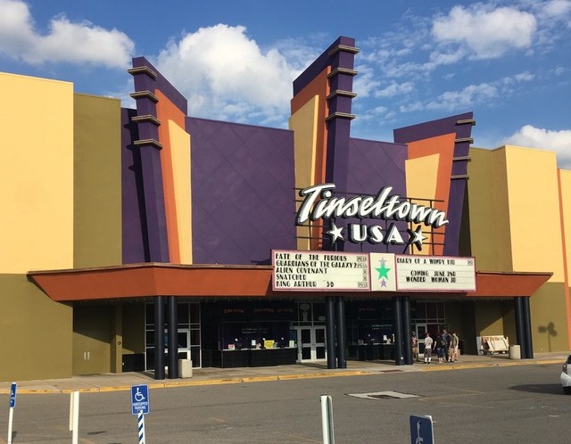 Movies now playing at cinemark tinseltown 14 newgate mall in ogden, ut. Cinemark Tinseltown Youngstown Live