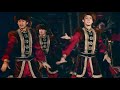 Mehellimizde Meshrep Bar - Ablajan Awut Ayup | Uyghur dance (English Subtitles)