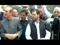 Rahul Gandhi Leads PROTEST Outside Parliament Against Demonetization
