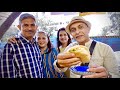 Tasting Mumbai’s Very Popular ANAND VADA PAV Mithibai College, Jumbo Sandwich | Dhiraj Vada Pav Juhu