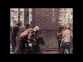 Stunning footage of the construction of New York's Empire State Building in color (opened in 1931)