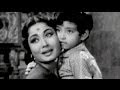 Meena Kumari, Sunil Dutt, Babloo - Main Chup Rahungi Scene 17/19