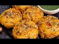 केवल 2 कच्चे आलू  से बना गरमा गरम कुरकुरा नाश्ता जो भी खाए खाता ही जाए | Crispy aalu ka nashta