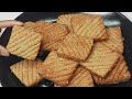 बिना बेक किये कम चीज़ो से आटे बिस्किट 10 मिनट में बनाने का अनोखा तरीका || Wheat Biscuits Without Oven