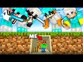 Minecraft Manhunt but I Secretly Used TINY MODE....
