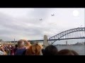 Flypast marks Qantas-Emirates marriage _ euronews,