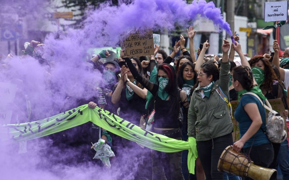 SCJN despenaliza aborto en casos de violación, durante primeros meses de embarazo - Vimarsana News
